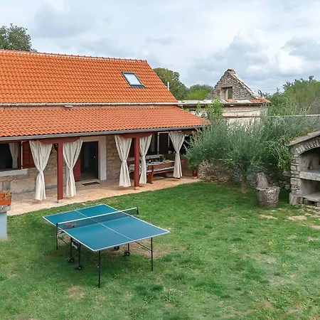 New! Authentic Stone House In National Park Krka Holiday home Puljane