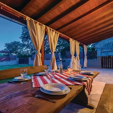 New! Authentic Stone House In National Park Krka Holiday home