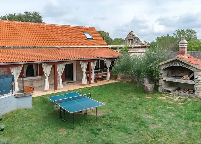 New! Authentic Stone House In National Park Krka Vakantiehuis Puljane