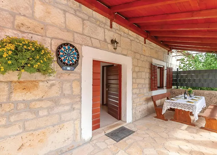 Vakantiehuis New! Authentic Stone House In National Park Krka *